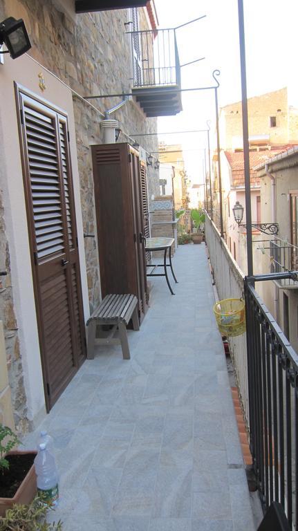 Aurora Bed And Breakfast Santo Stefano di Camastra Esterno foto