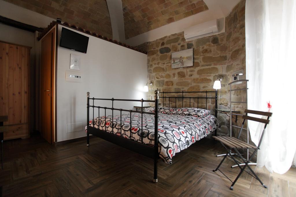 Aurora Bed And Breakfast Santo Stefano di Camastra Esterno foto