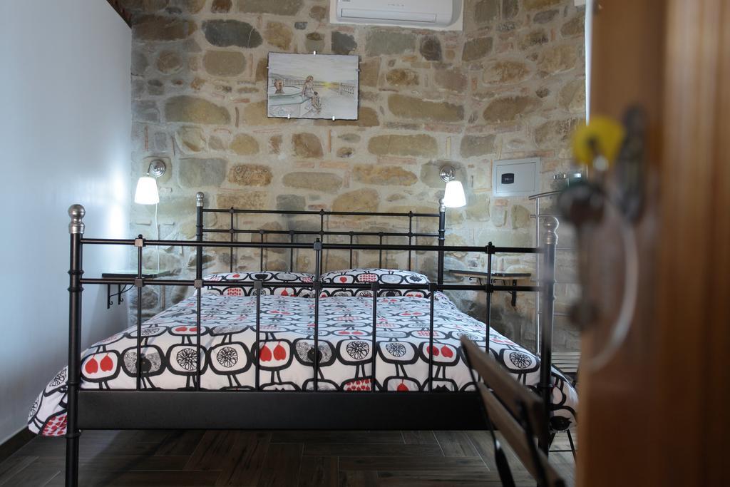 Aurora Bed And Breakfast Santo Stefano di Camastra Esterno foto